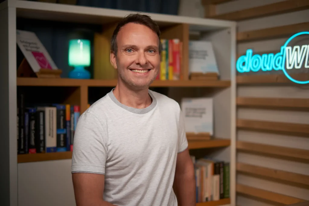 Thomas ist unser SEO-Experte und kümmert sich um das digitale Marketing
